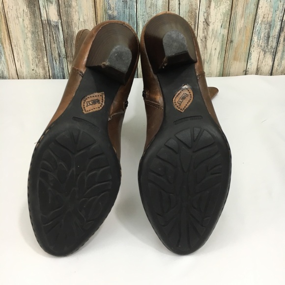 Born Handcrafted Side Zip Leather Heeled Boots - Picture 8 of 8